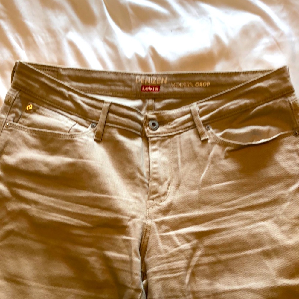 Capris tan made by Levi’s Modern Crop size 12
